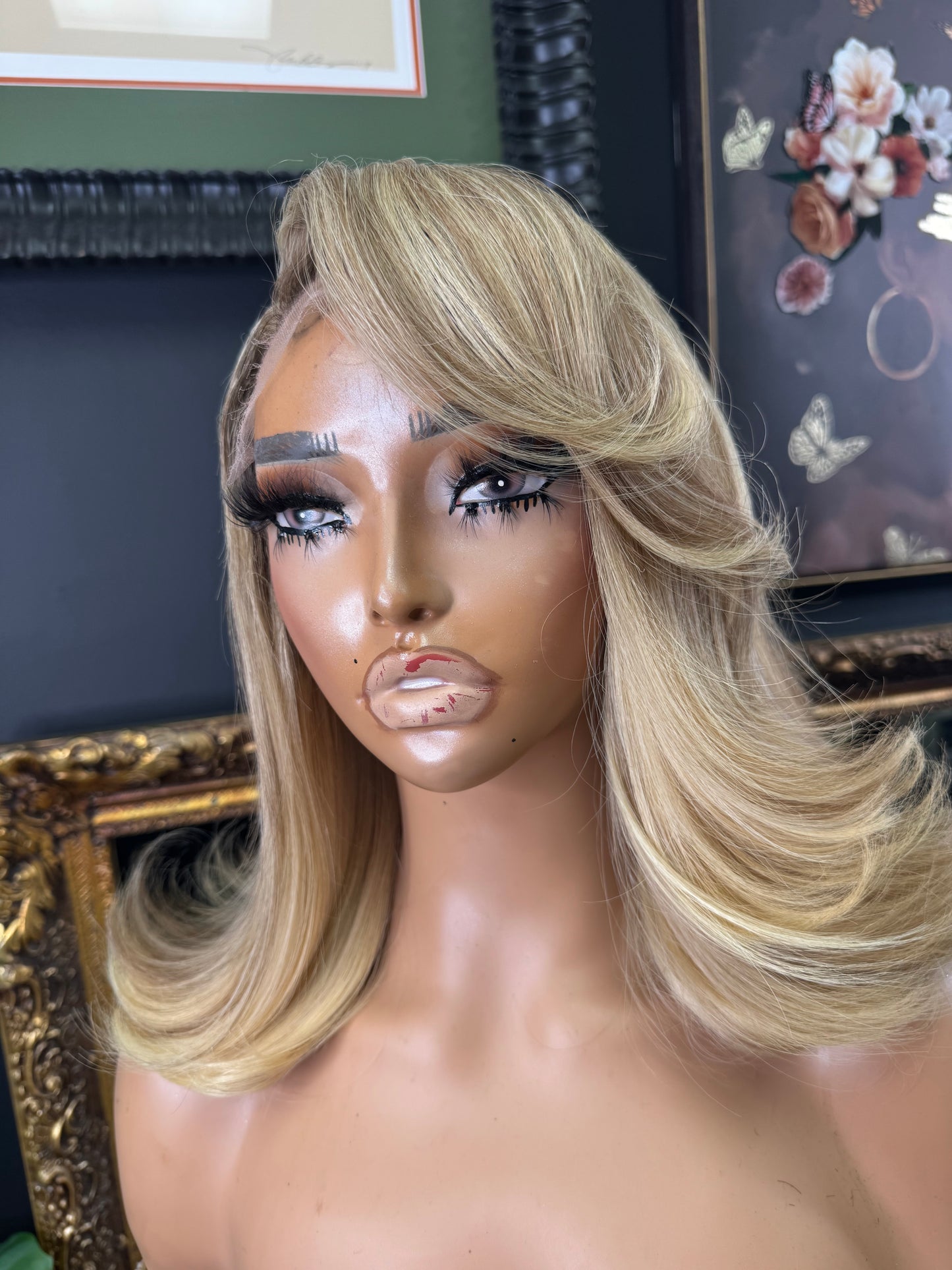 Chloe Lane(Pre-Order)